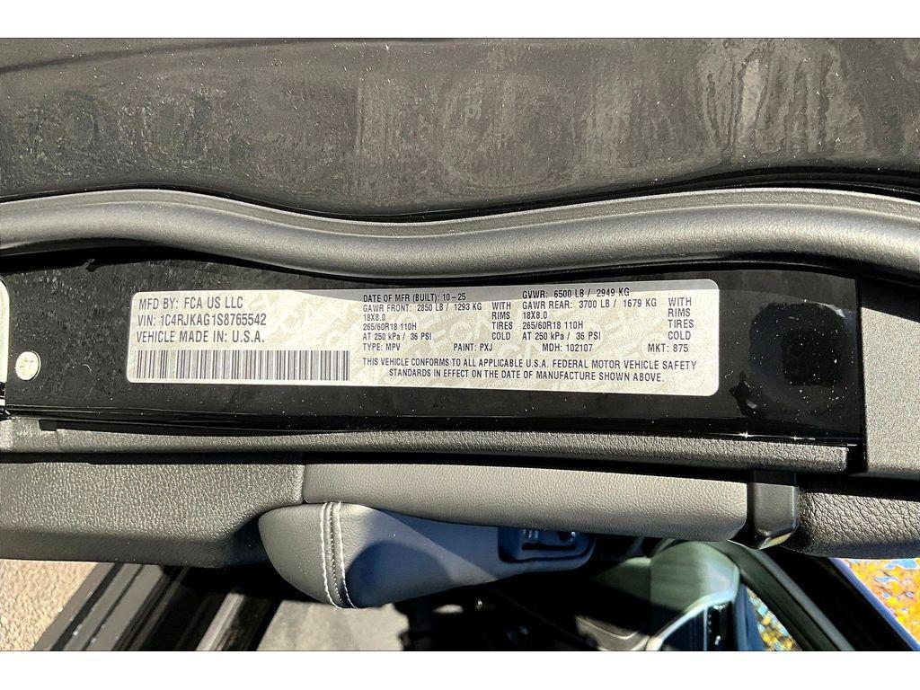 new 2025 Jeep Grand Cherokee L car, priced at $38,800