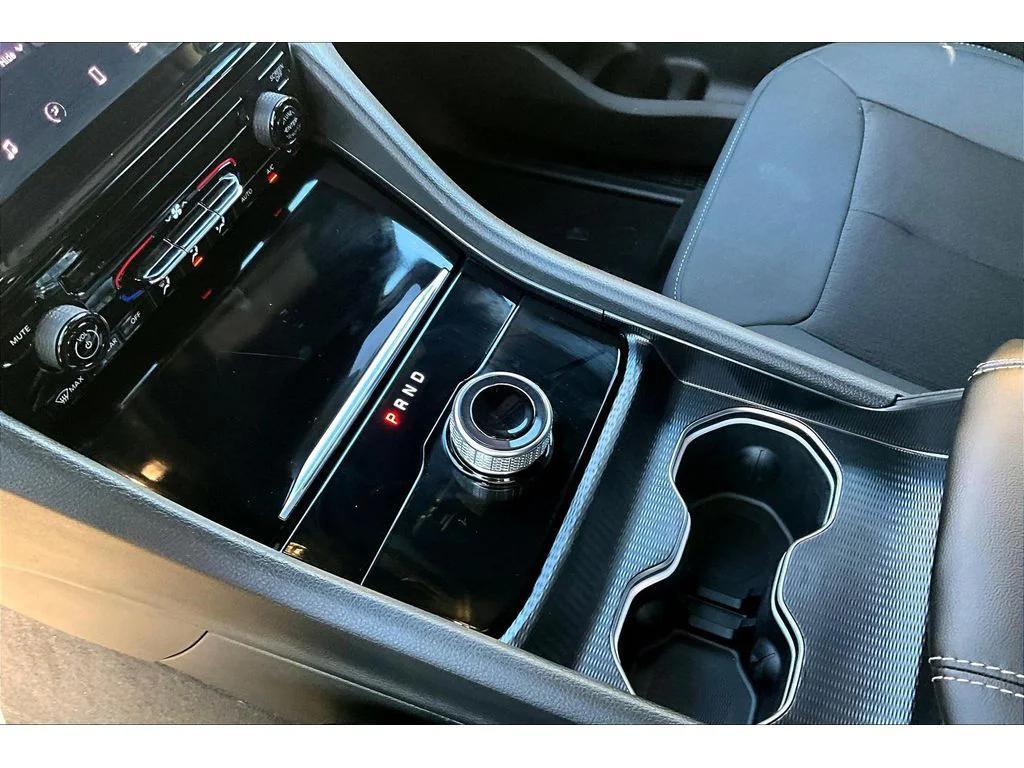 new 2025 Jeep Grand Cherokee L car, priced at $38,800