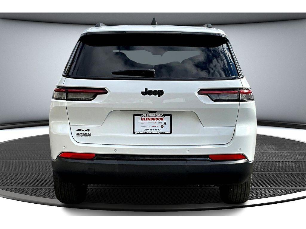 new 2025 Jeep Grand Cherokee car, priced at $49,130