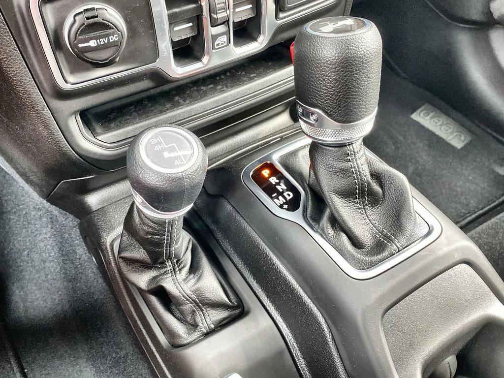 new 2025 Jeep Wrangler car, priced at $46,844