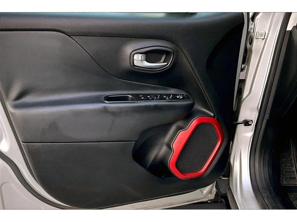 used 2015 Jeep Renegade car, priced at $9,306