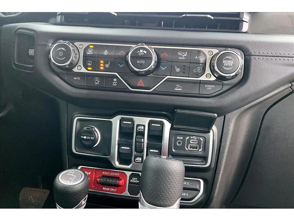 new 2026 Jeep Gladiator car, priced at $56,362