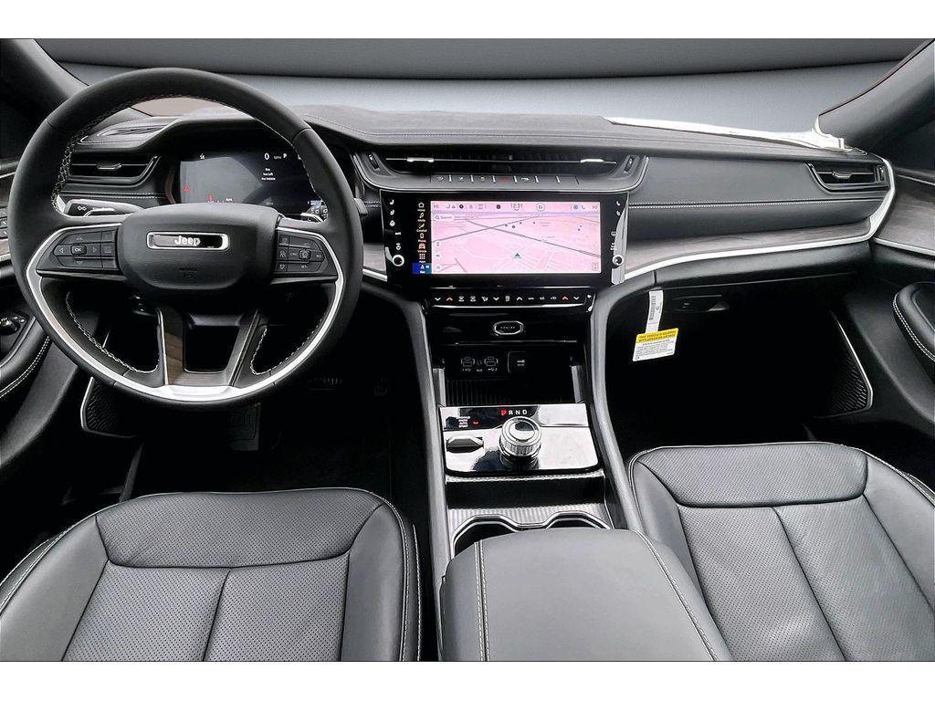 new 2026 Jeep Grand Cherokee car, priced at $50,960