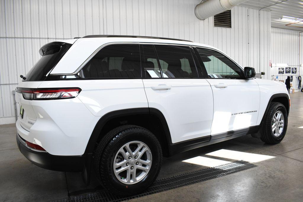 used 2024 Jeep Grand Cherokee car, priced at $33,880