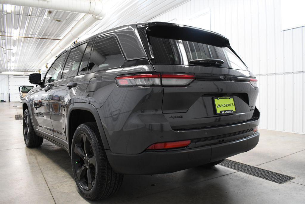 used 2025 Jeep Grand Cherokee car, priced at $40,830