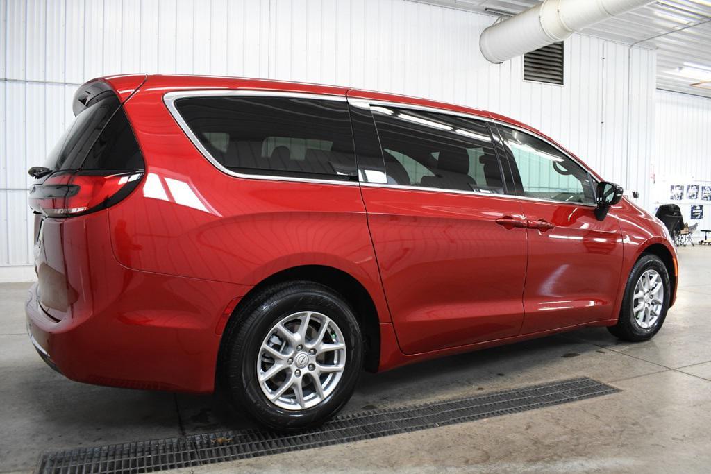 new 2026 Chrysler Pacifica car, priced at $42,102