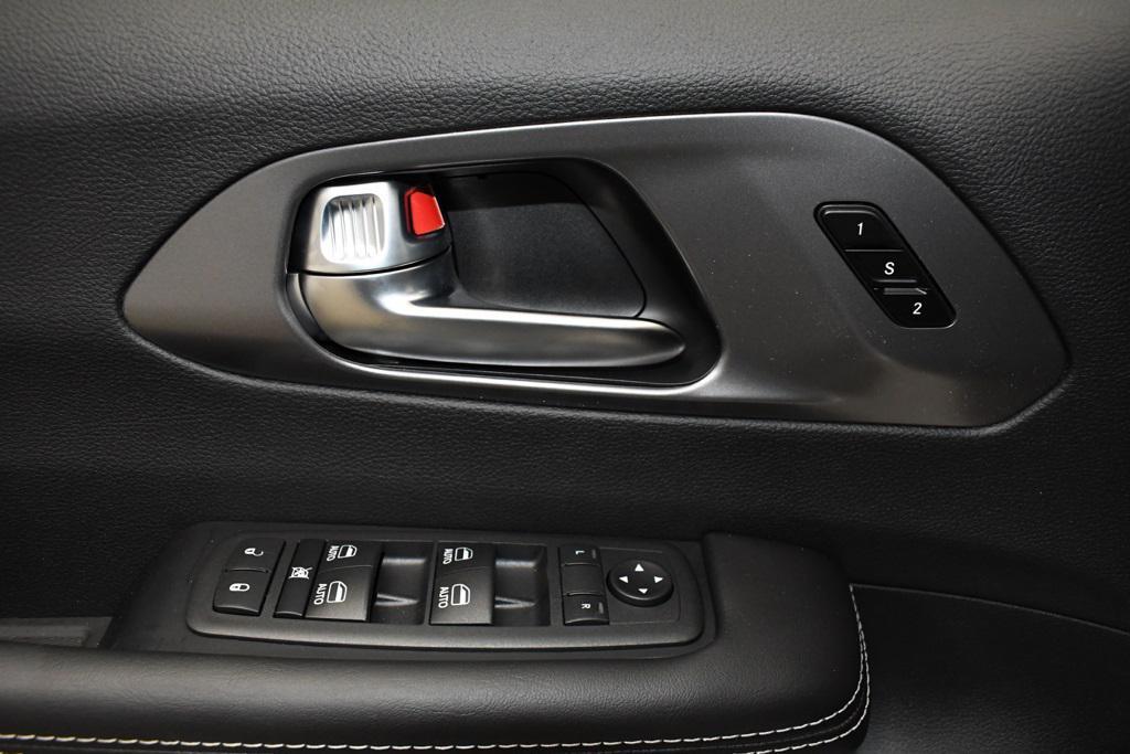 new 2026 Chrysler Pacifica car, priced at $41,364