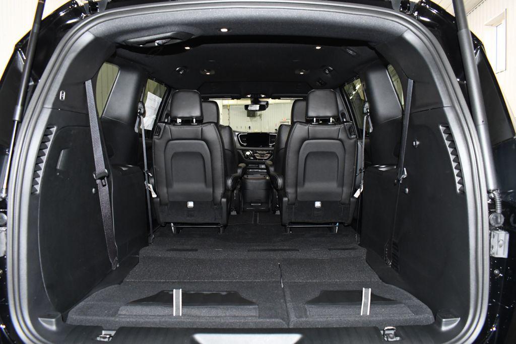 new 2026 Chrysler Pacifica car, priced at $44,615