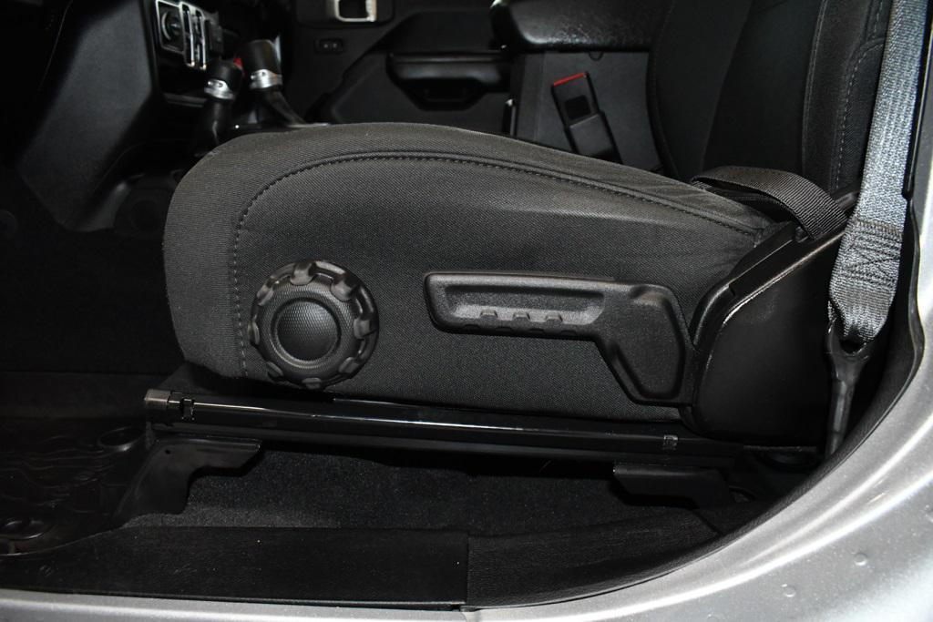 used 2021 Jeep Gladiator car, priced at $22,880