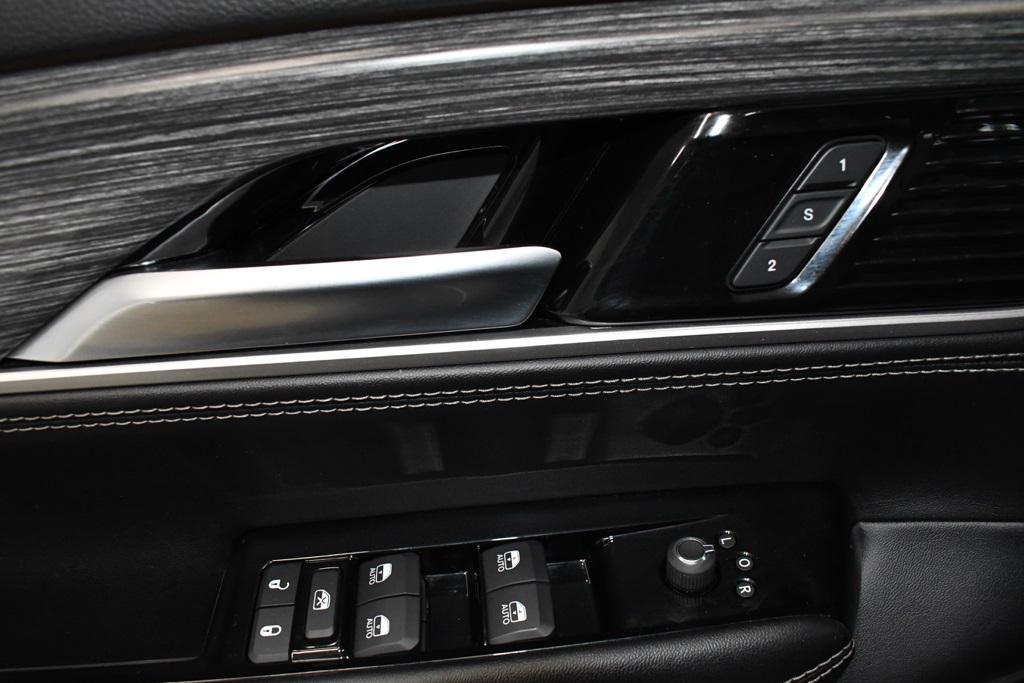 used 2024 Jeep Wagoneer car, priced at $43,980