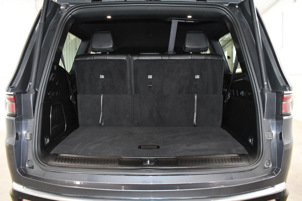 used 2024 Jeep Wagoneer car, priced at $43,980