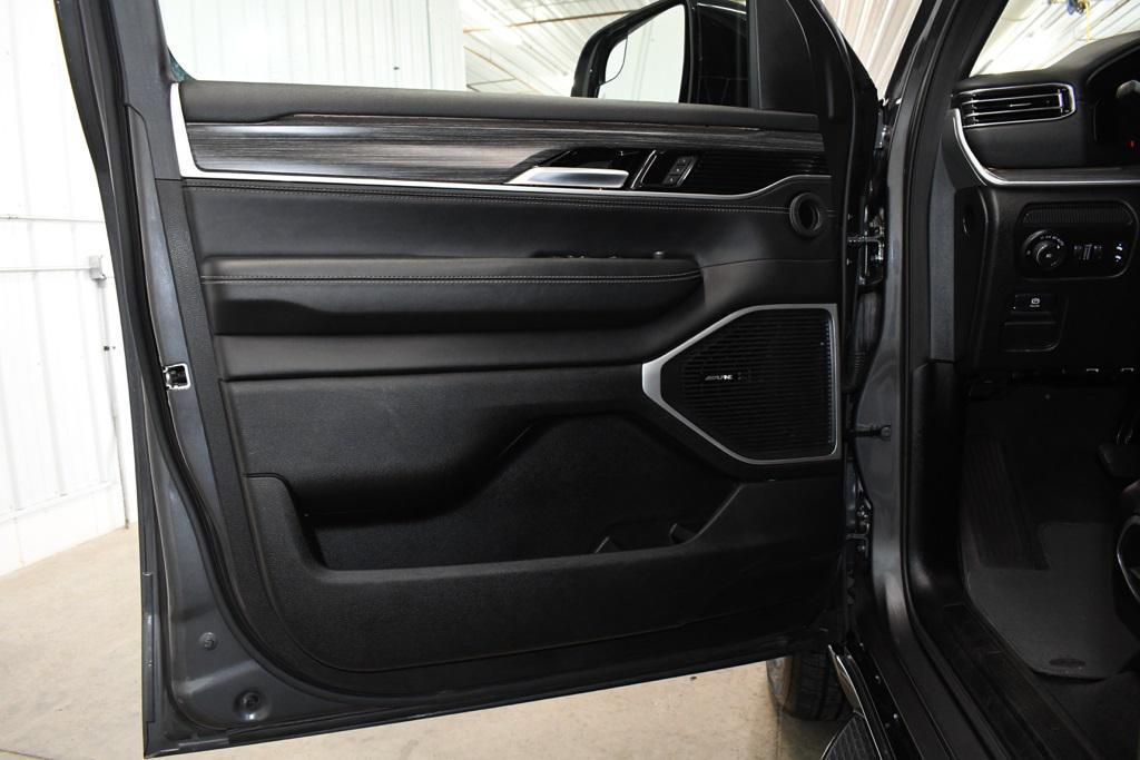 used 2024 Jeep Wagoneer car, priced at $43,980