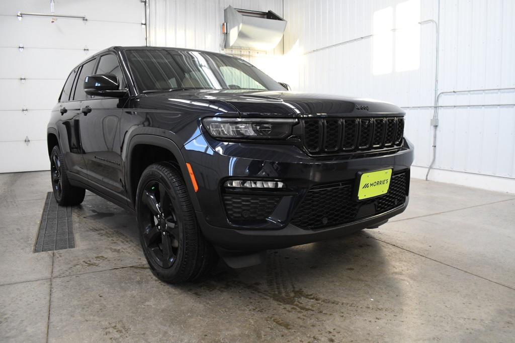 used 2024 Jeep Grand Cherokee car, priced at $35,990