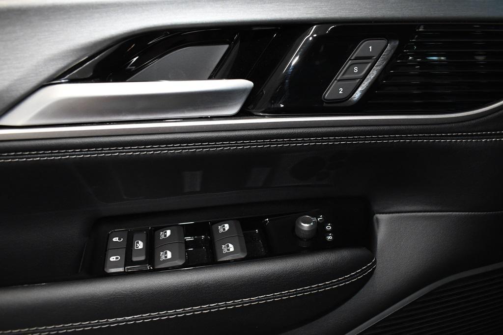 new 2025 Jeep Wagoneer car, priced at $66,161