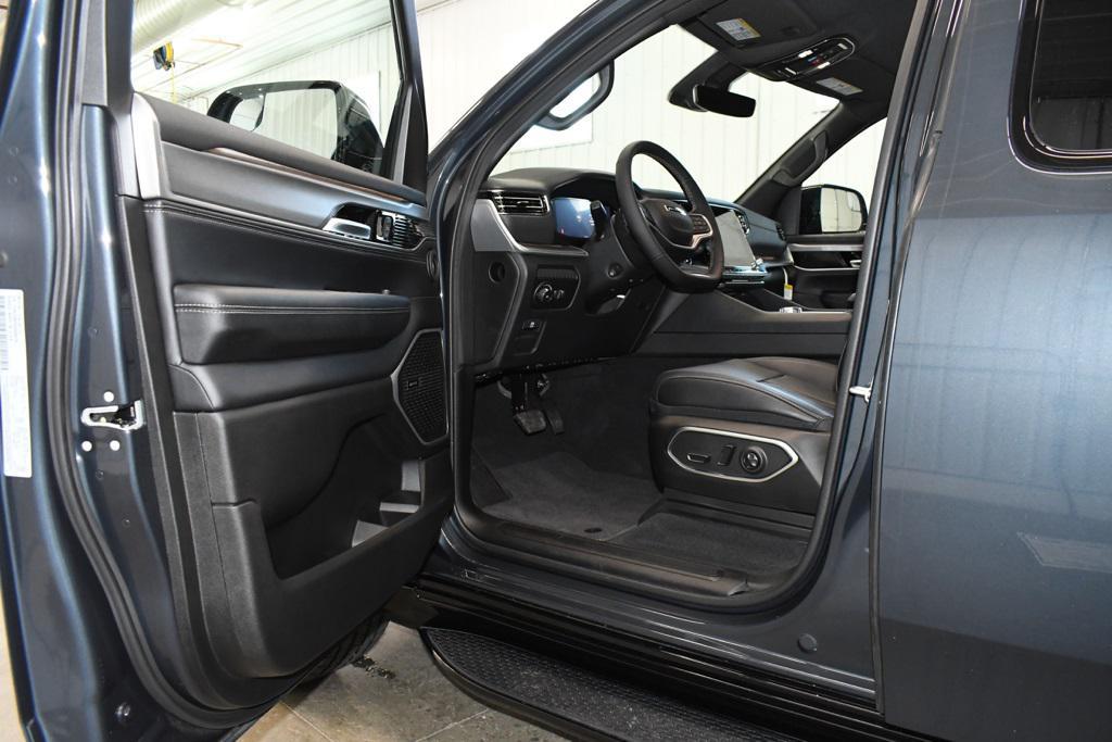 new 2025 Jeep Wagoneer car, priced at $66,161