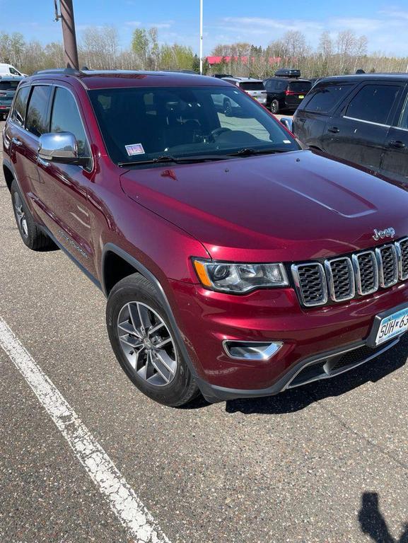 used 2017 Jeep Grand Cherokee car, priced at $13,690