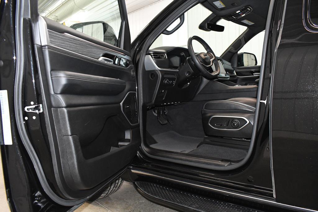 used 2024 Jeep Wagoneer L car, priced at $43,290