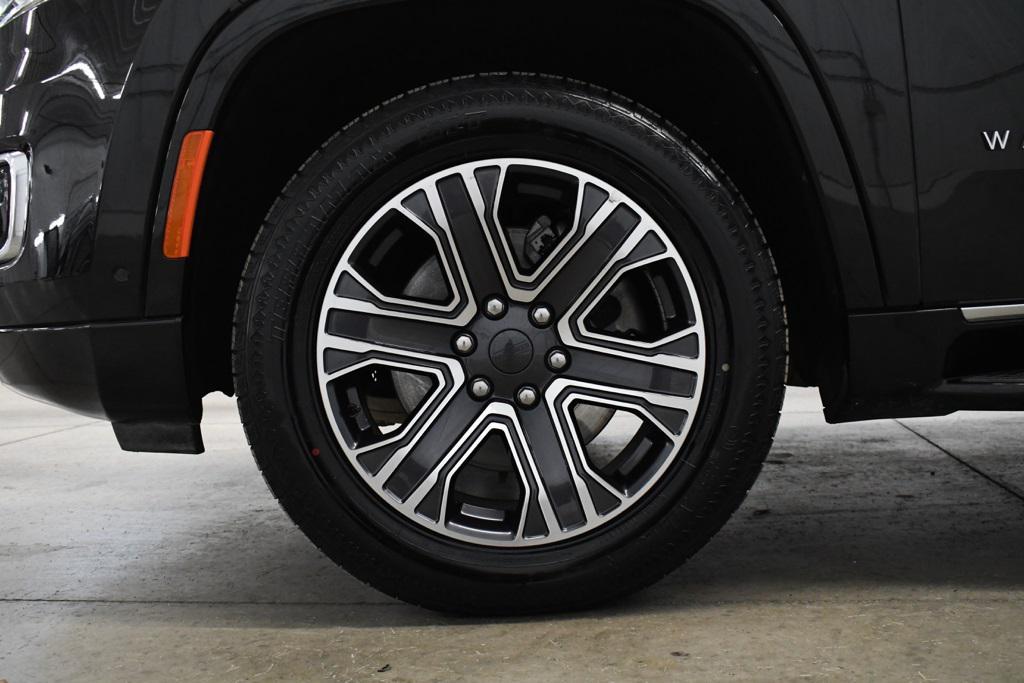 used 2024 Jeep Wagoneer L car, priced at $43,290