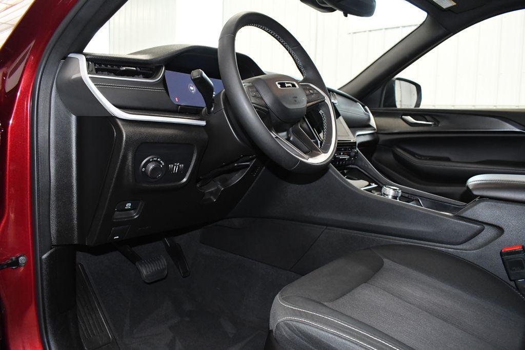 used 2024 Jeep Grand Cherokee L car, priced at $30,830