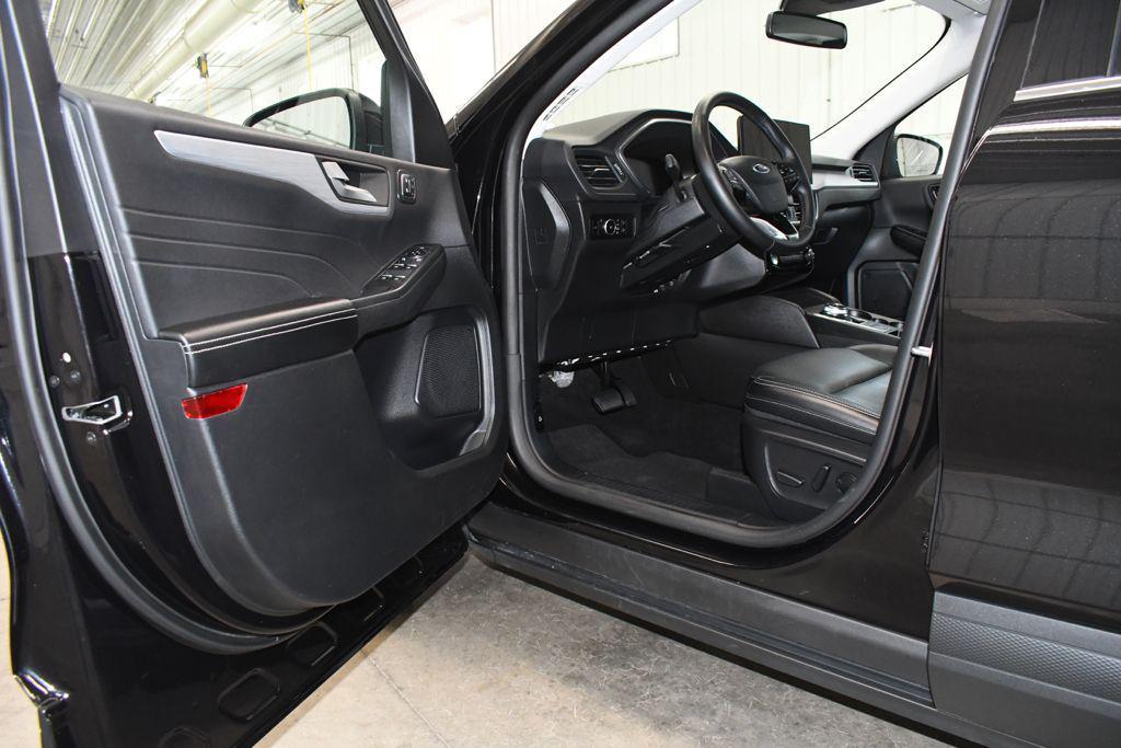 used 2025 Ford Escape car, priced at $27,880