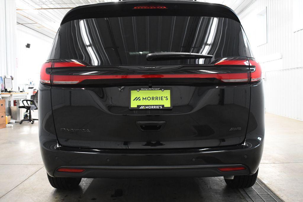 new 2026 Chrysler Pacifica car, priced at $46,755
