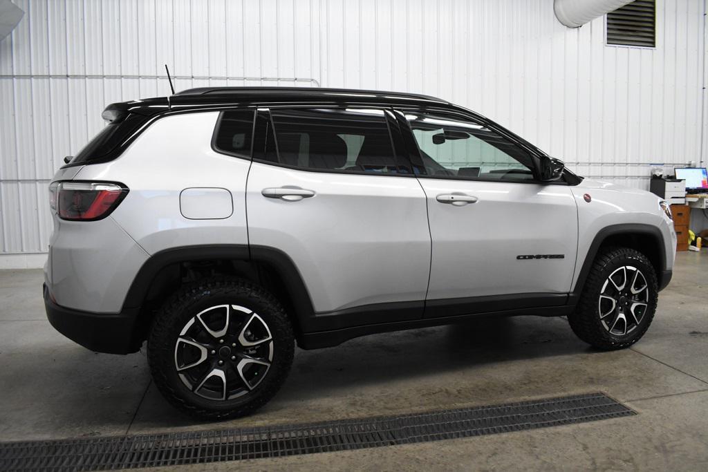 new 2026 Jeep Compass car, priced at $36,253