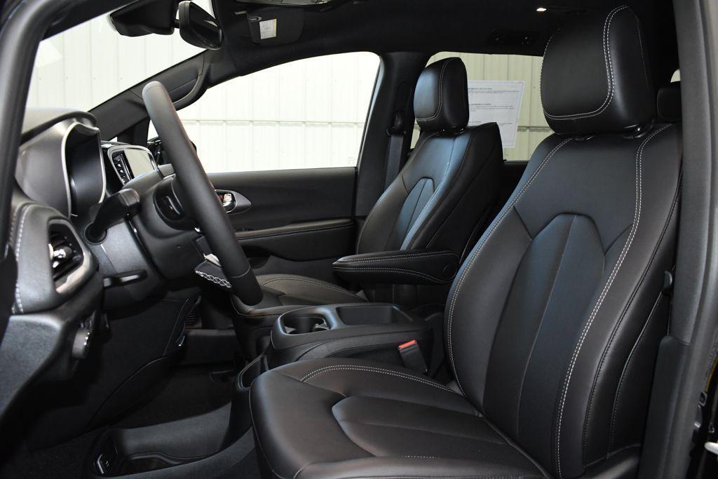 new 2026 Chrysler Pacifica car, priced at $42,142