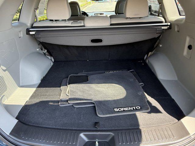 used 2014 Kia Sorento car, priced at $11,980