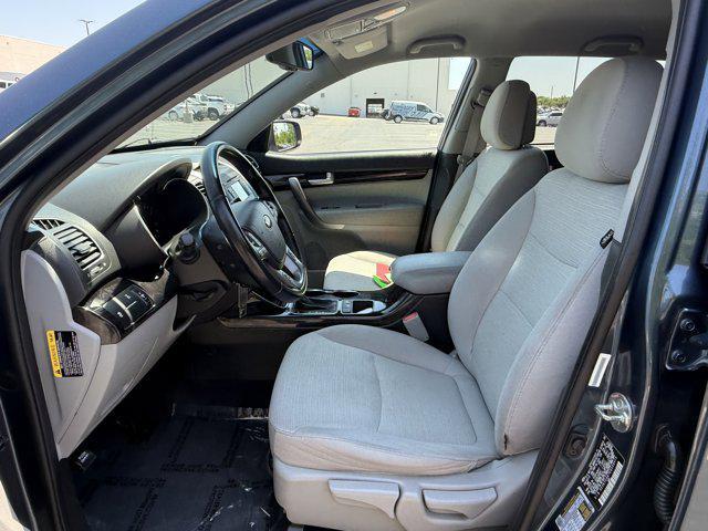 used 2014 Kia Sorento car, priced at $11,980
