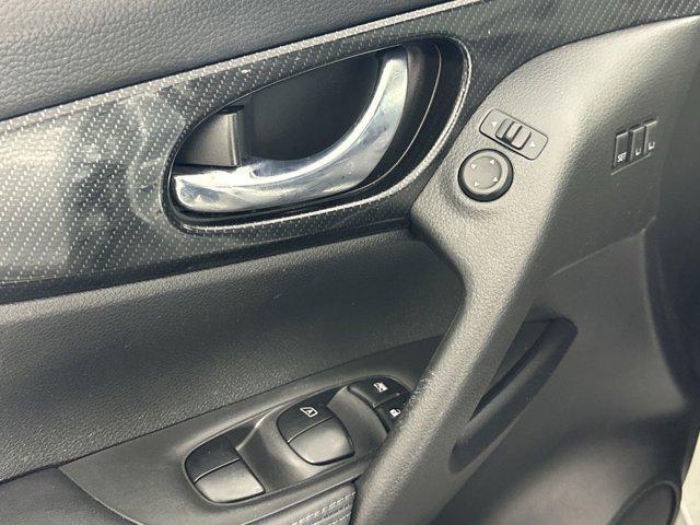 used 2018 Nissan Rogue car, priced at $12,766