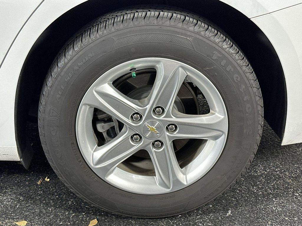 used 2021 Chevrolet Malibu car, priced at $9,498