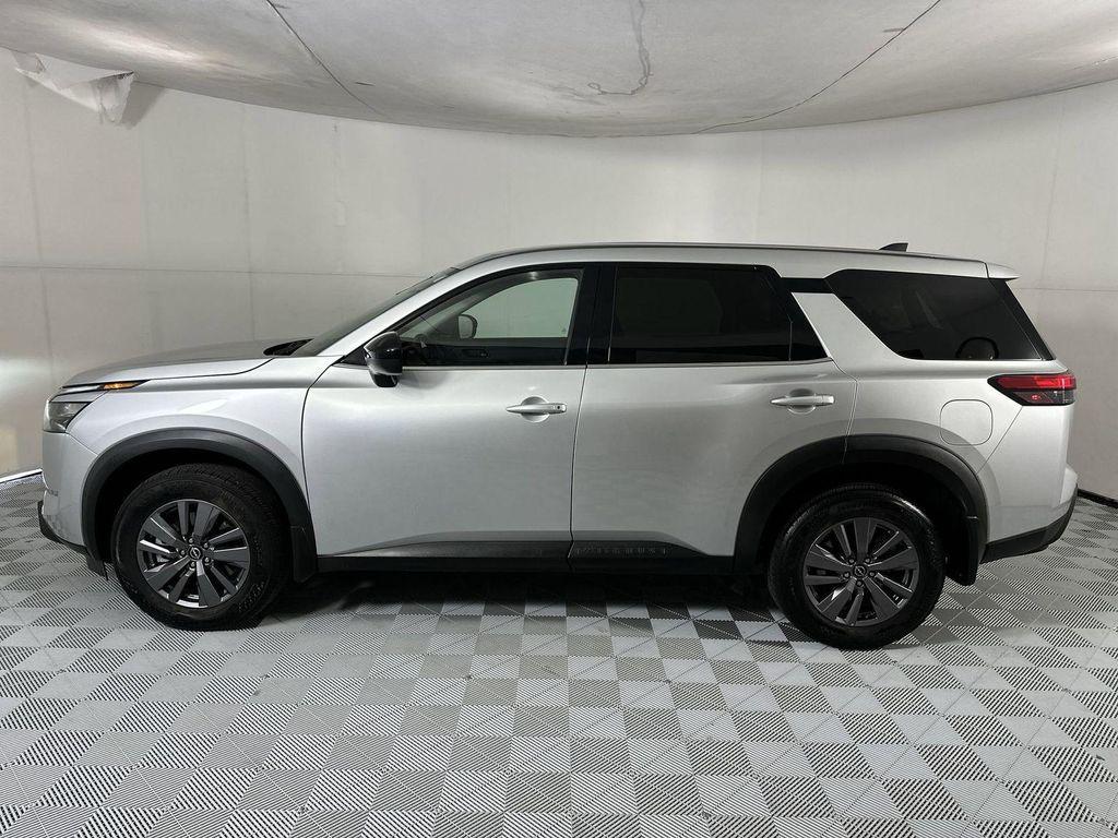 used 2024 Nissan Pathfinder car, priced at $27,000