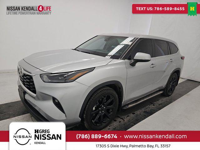 used 2024 Toyota Highlander car, priced at $32,281