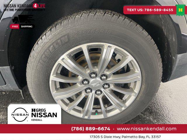 used 2017 Cadillac XT5 car, priced at $14,498