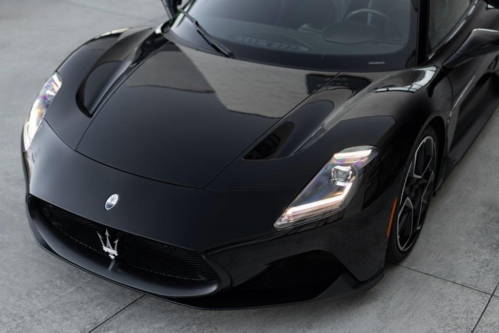 used 2022 Maserati MC20 car, priced at $174,421