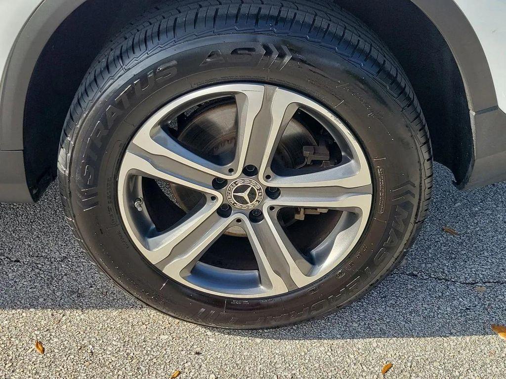 used 2020 Mercedes-Benz GLC 300 car, priced at $18,395