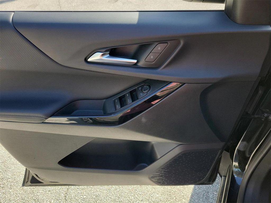 used 2025 Chevrolet Equinox car, priced at $23,395