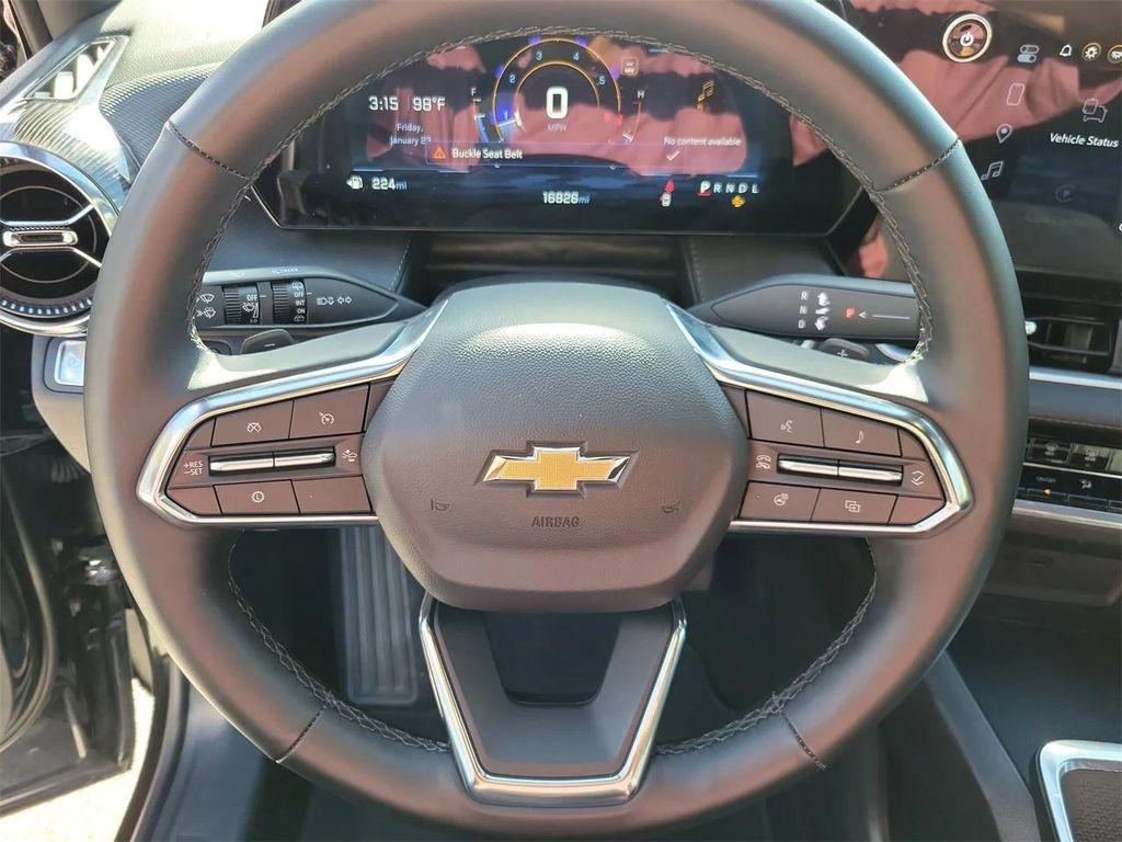 used 2025 Chevrolet Equinox car, priced at $23,395