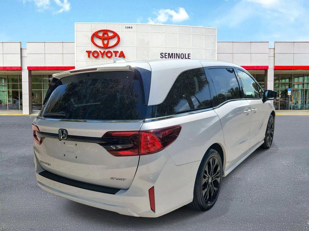 used 2025 Honda Odyssey car, priced at $35,895