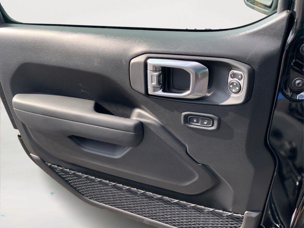 new 2026 Jeep Wrangler car, priced at $45,515