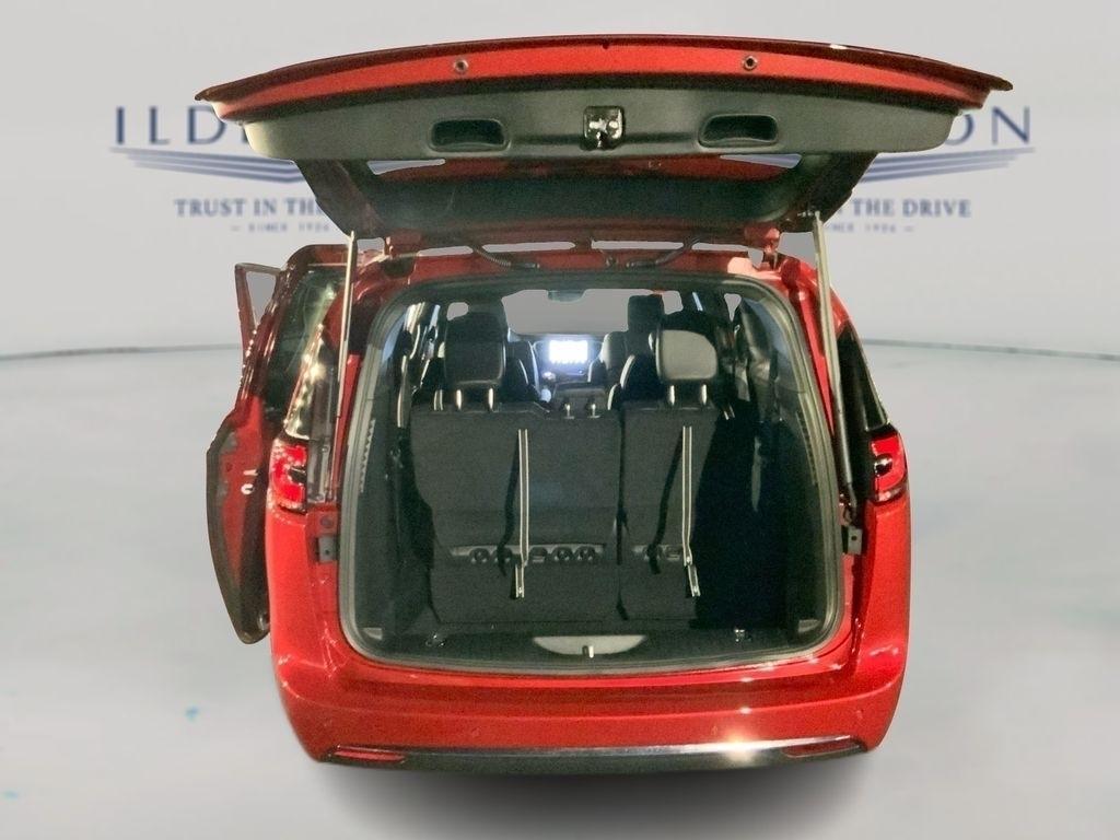 new 2026 Chrysler Pacifica car, priced at $43,035