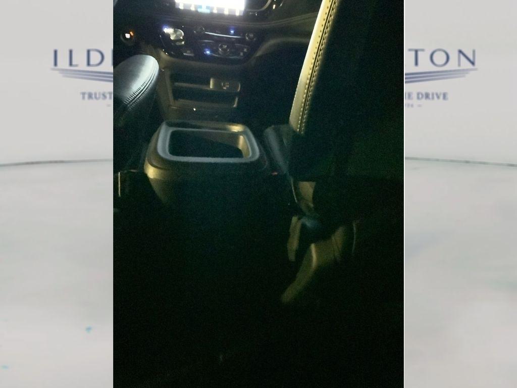 new 2026 Chrysler Pacifica car, priced at $43,035