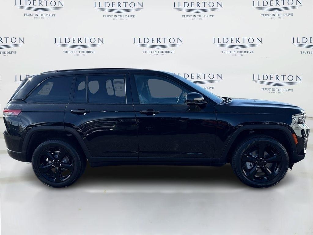used 2024 Jeep Grand Cherokee car, priced at $33,672
