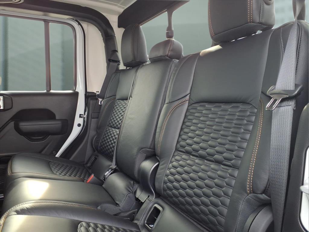 new 2026 Jeep Gladiator car, priced at $55,750