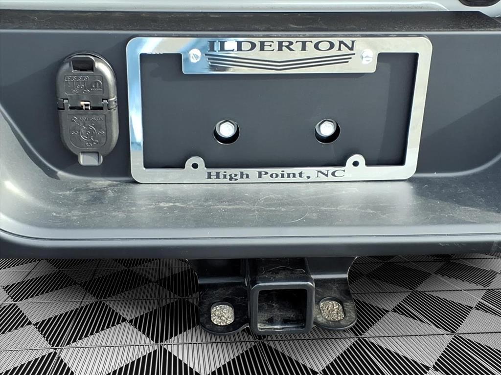 new 2026 Jeep Gladiator car, priced at $55,750