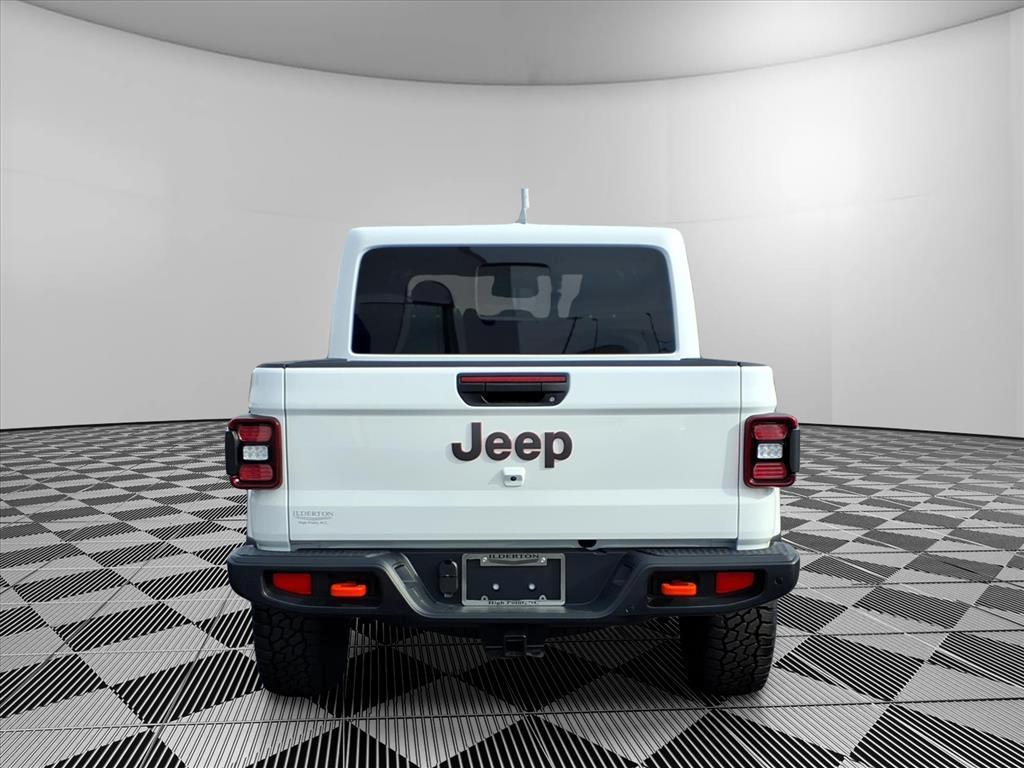new 2026 Jeep Gladiator car, priced at $55,750