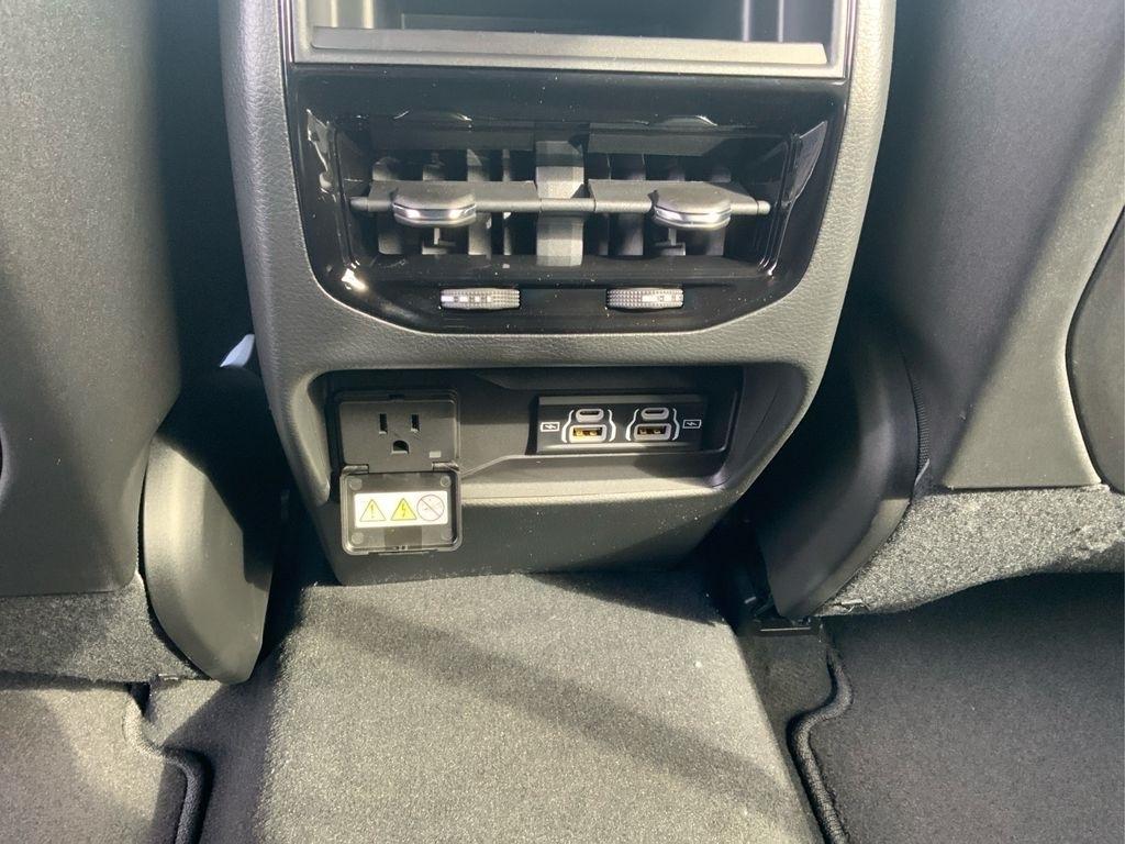 new 2025 Jeep Grand Cherokee car, priced at $31,575