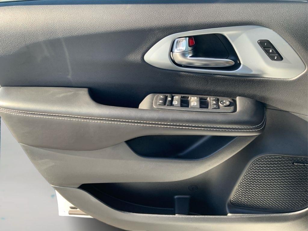 new 2026 Chrysler Pacifica car, priced at $50,775