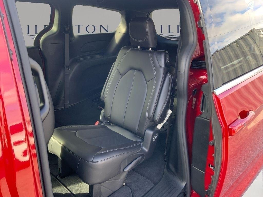 new 2026 Chrysler Pacifica car, priced at $39,140