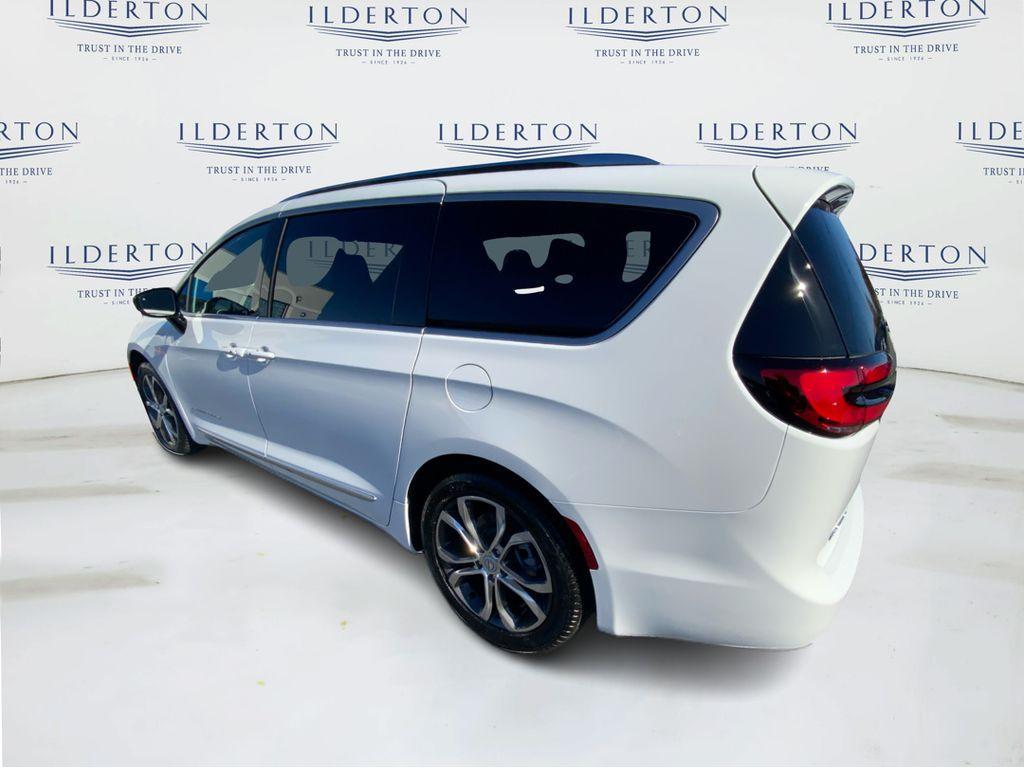 new 2026 Chrysler Pacifica car, priced at $49,765